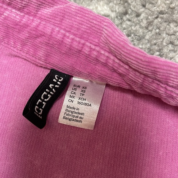 Pink button top - Picture 2 of 3
